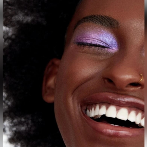 Rhapsody Eyeshadow Palette. - Picture 5 of 8